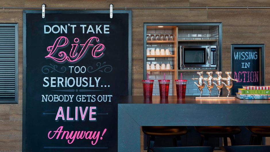MOXY Vienna Airport Restaurant