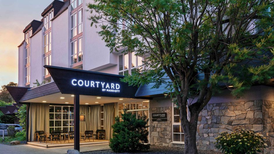 Courtyard Wiesbaden-Nordenstadt Exterior