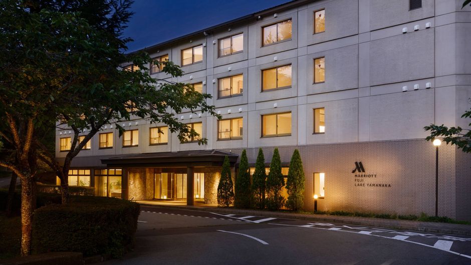 Fuji Marriott Hotel Lake Yamanaka Exterior