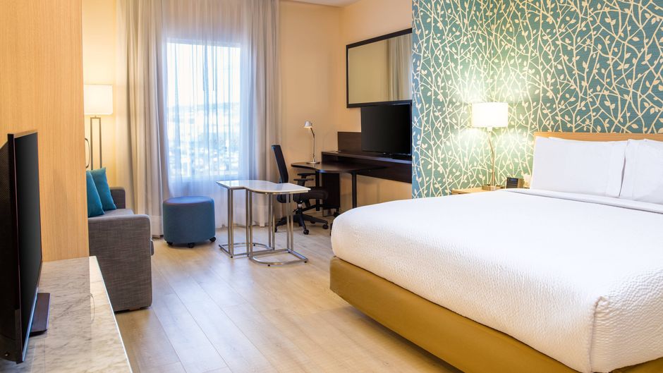 Fairfield Inn & Suites Queretaro Suite