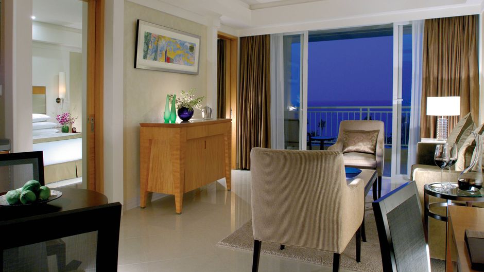 Sheraton Haikou Hotel Suite