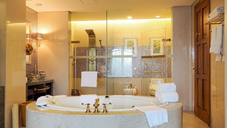 Sheraton Haikou Hotel Room