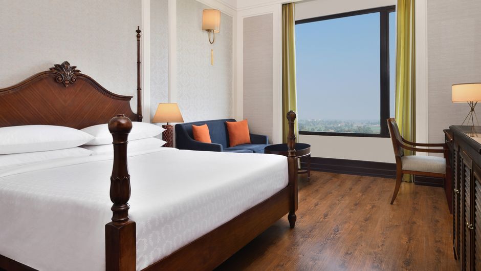 Sheraton Grand Palace Indore Room