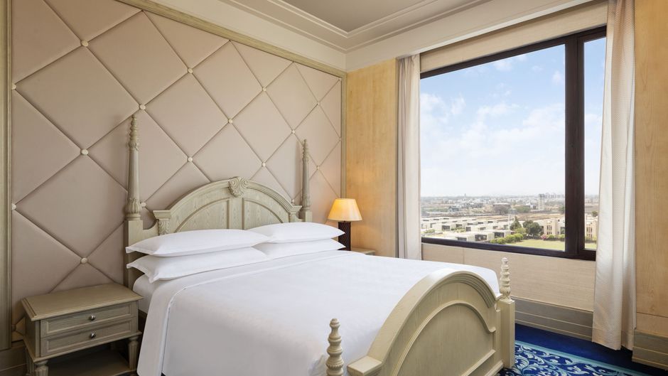 Sheraton Grand Palace Indore Room