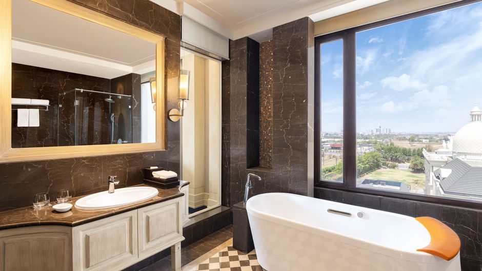 Sheraton Grand Palace Indore Room