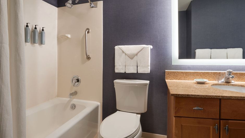 Residence Inn London Downtown Room