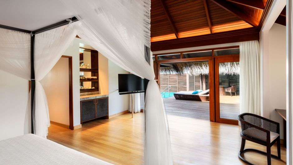 Sheraton Maldives Full Moon Resort & Spa Room