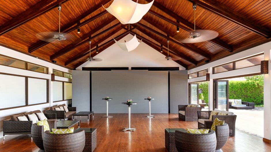 Sheraton Maldives Full Moon Resort & Spa Meeting