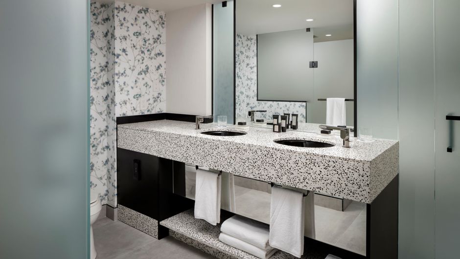 W Toronto Room