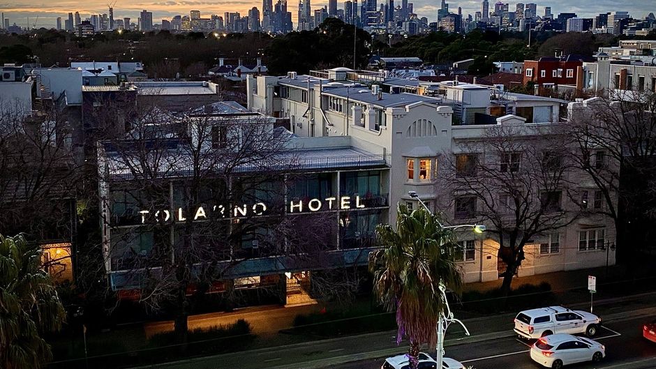Tolarno Hotel Exterior