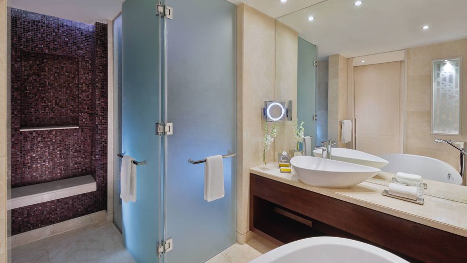 JW Marriott Hotel Riyadh Room