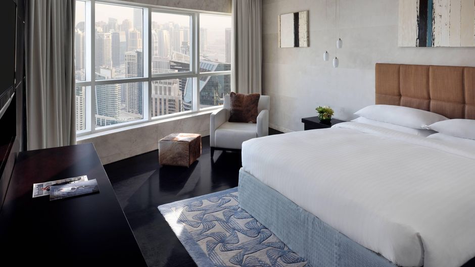 Marriott Harbour Hotel & Suites Suite