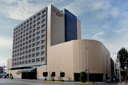 Courtyard by Marriott Revolucion