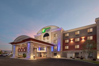 Holiday Inn Express & Suites