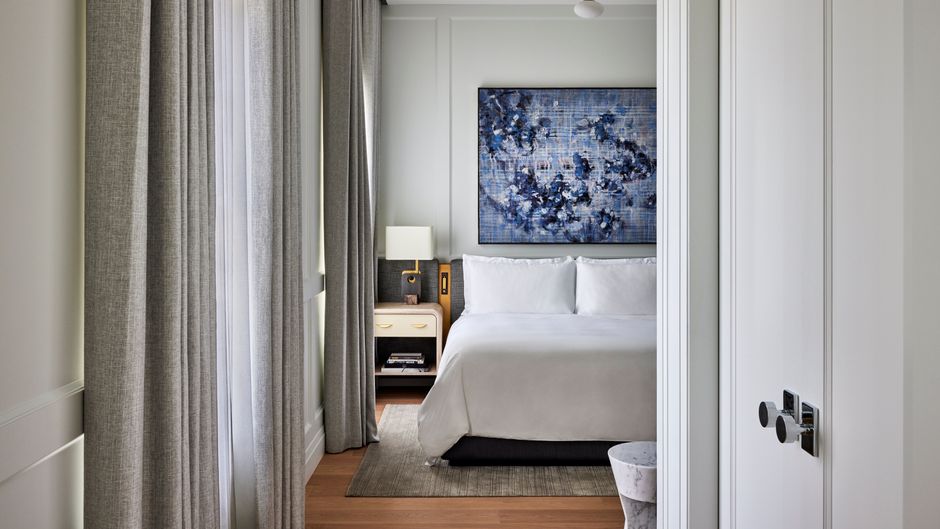 Rosewood Hotel Georgia Suite