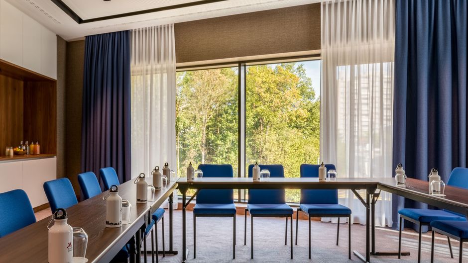 Geneva Marriott Hotel Meeting