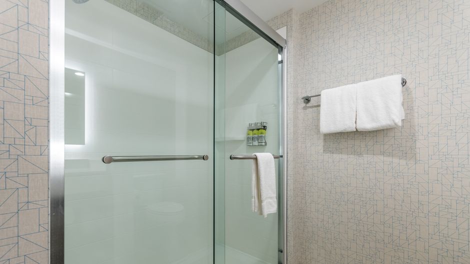 Holiday Inn Express/Stes Chilliwack East Room