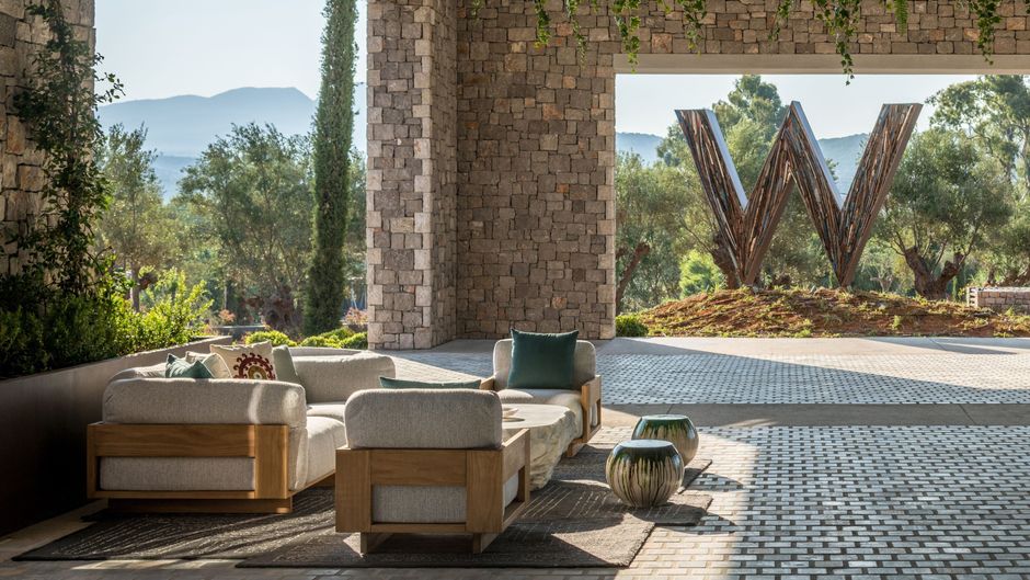W Costa Navarino Exterior