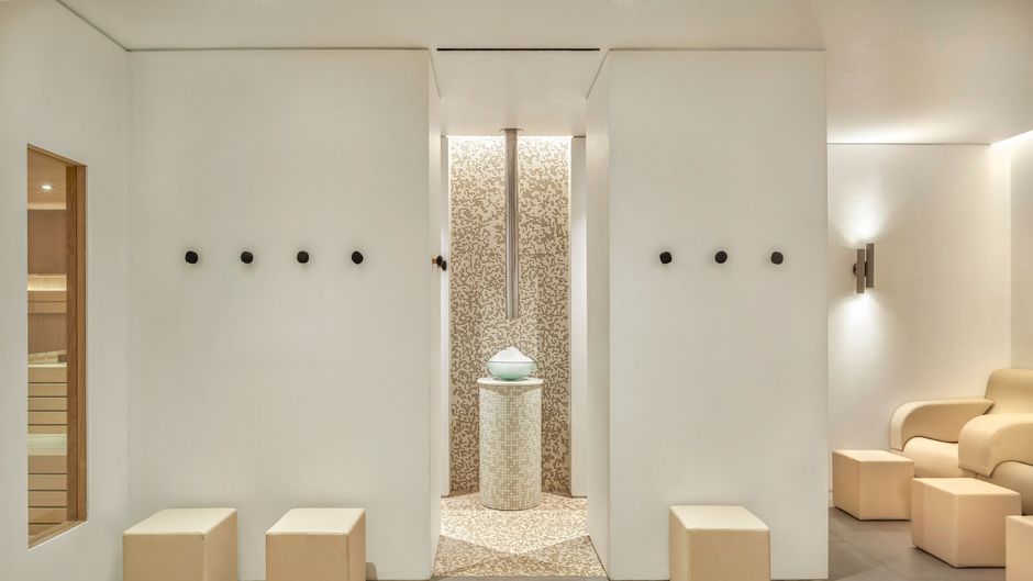 W Costa Navarino Spa