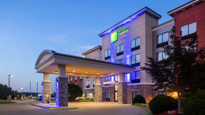 Holiday Inn Express Hotel & Suites South