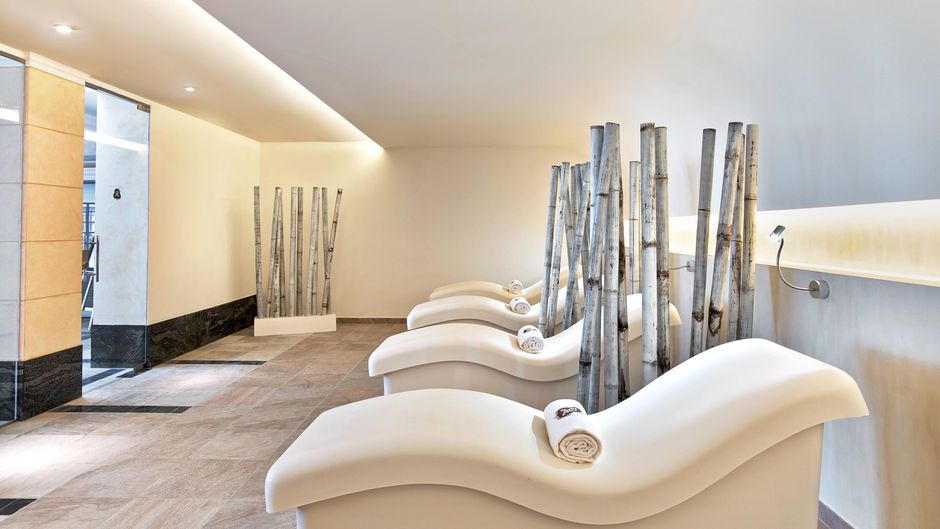 The St. Regis Mardavall Mallorca Resort Spa