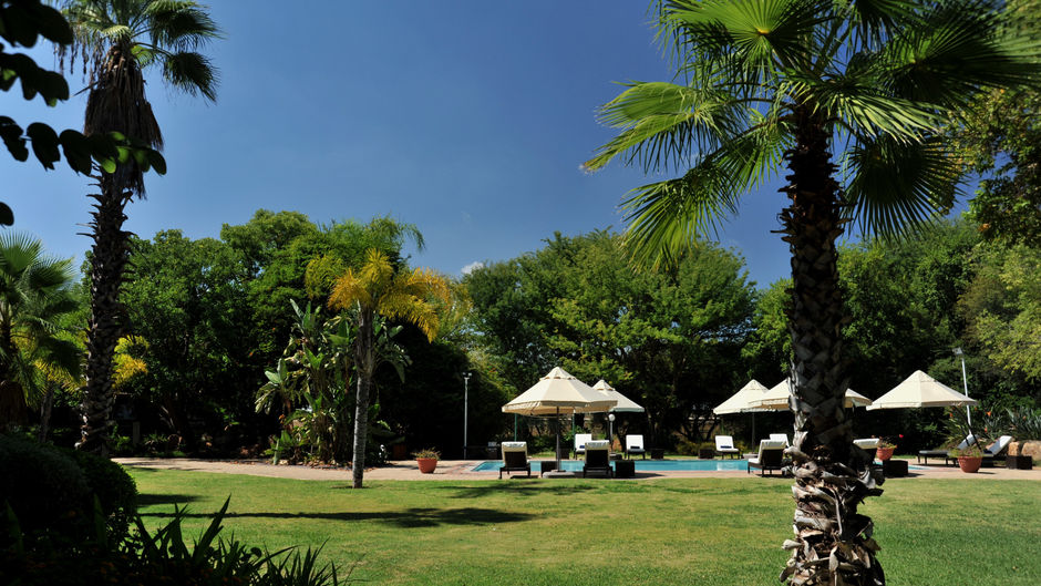Cresta Lodge Exterior