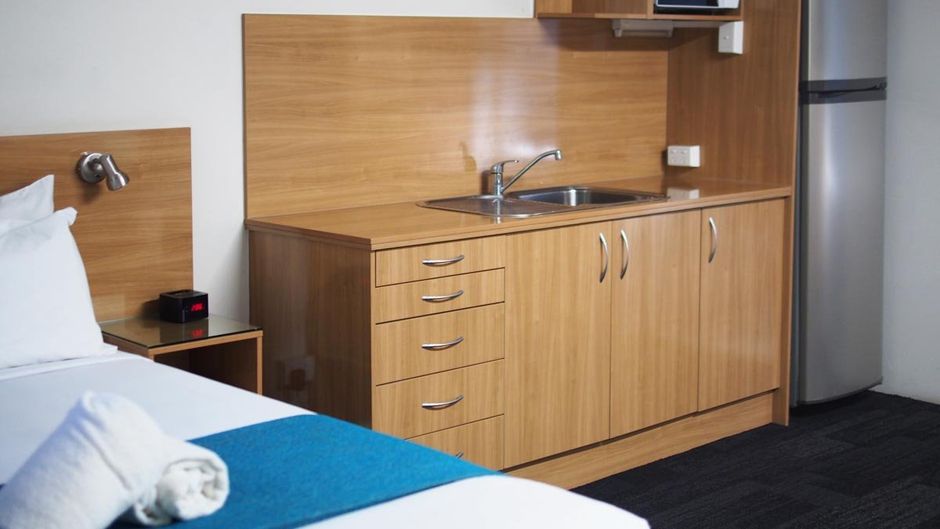 Sunnybank Star Motel Room