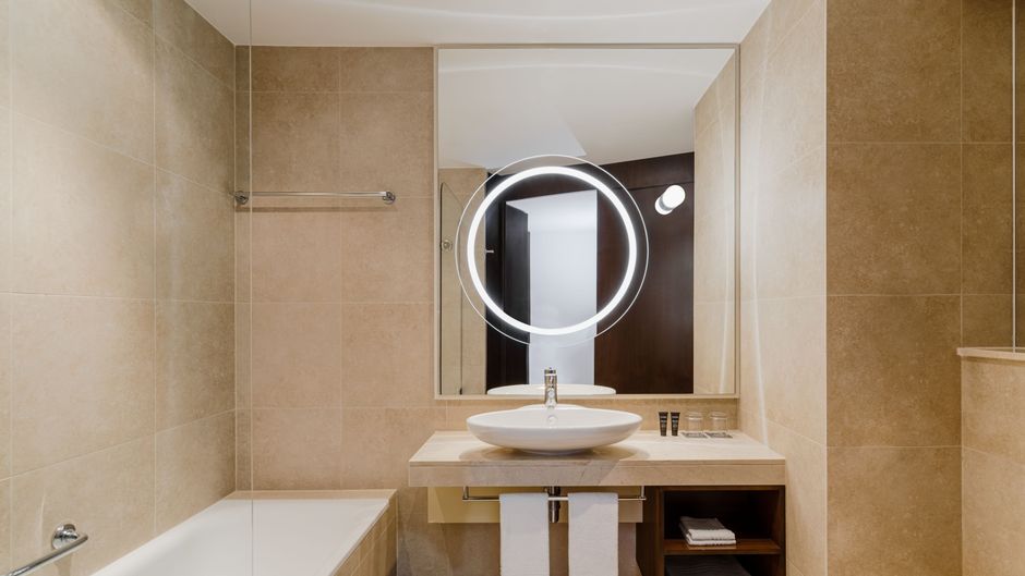 Sheraton Poznan Hotel Room