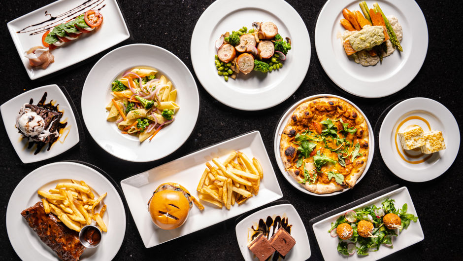 Holiday Inn Hotel/Stes Centre-ville West Restaurant