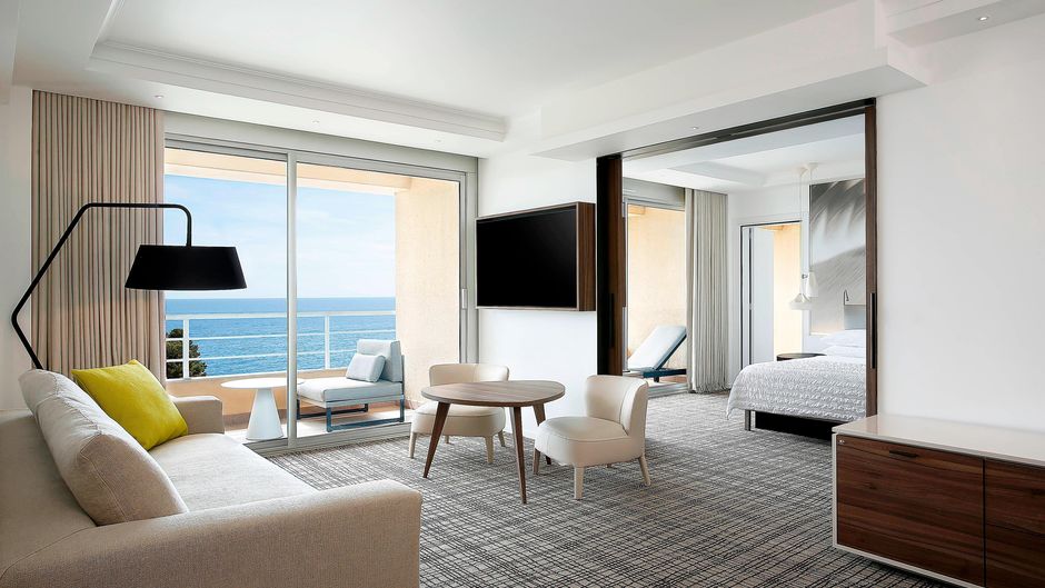 Le Meridien Beach Plaza Room