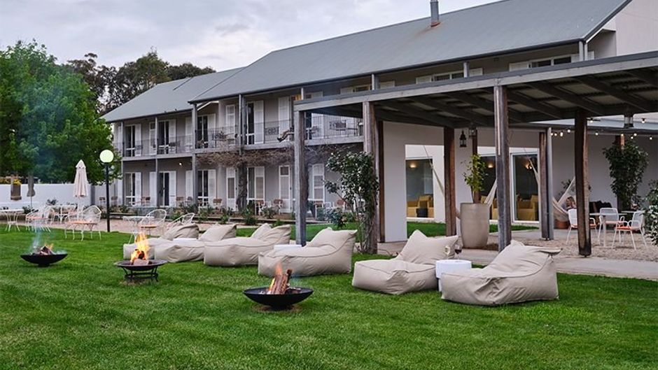 Lindenwarrah Hotel Exterior