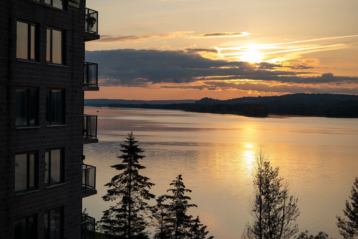 Delta Hotels by Marriott Fredericton- First Class Fredericton, NB Hotels-  GDS Reservation Codes: Travel Weekly