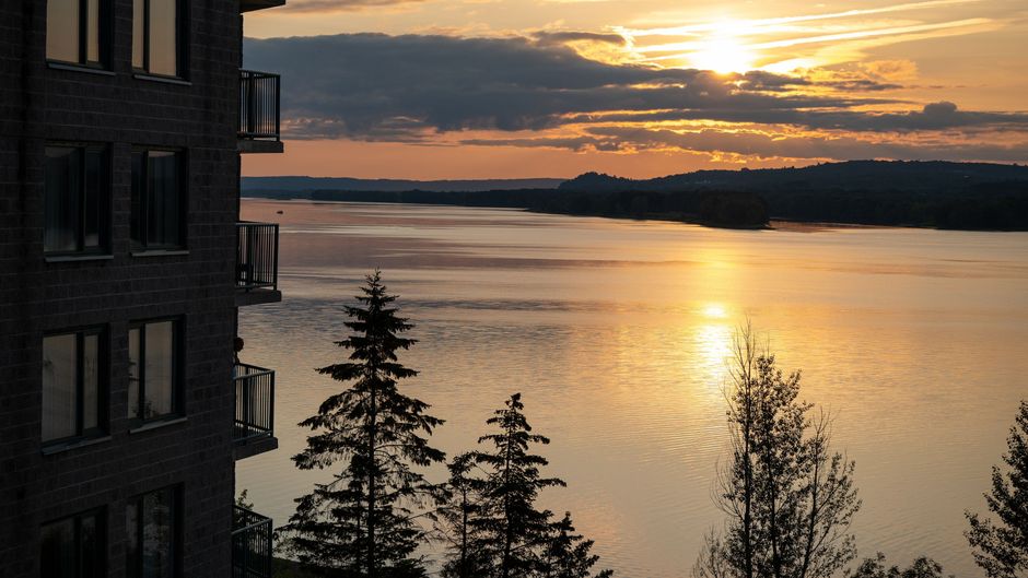 Delta Hotels by Marriott Fredericton Exterior