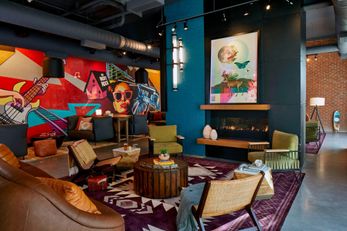 Moxy by Marriott Chattanooga