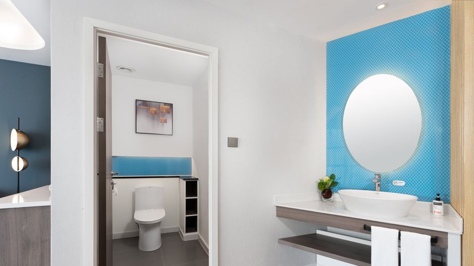 Holiday Inn Express Railway Station Room