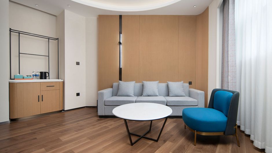 Holiday Inn Express Xi'an Quijang Center Suite