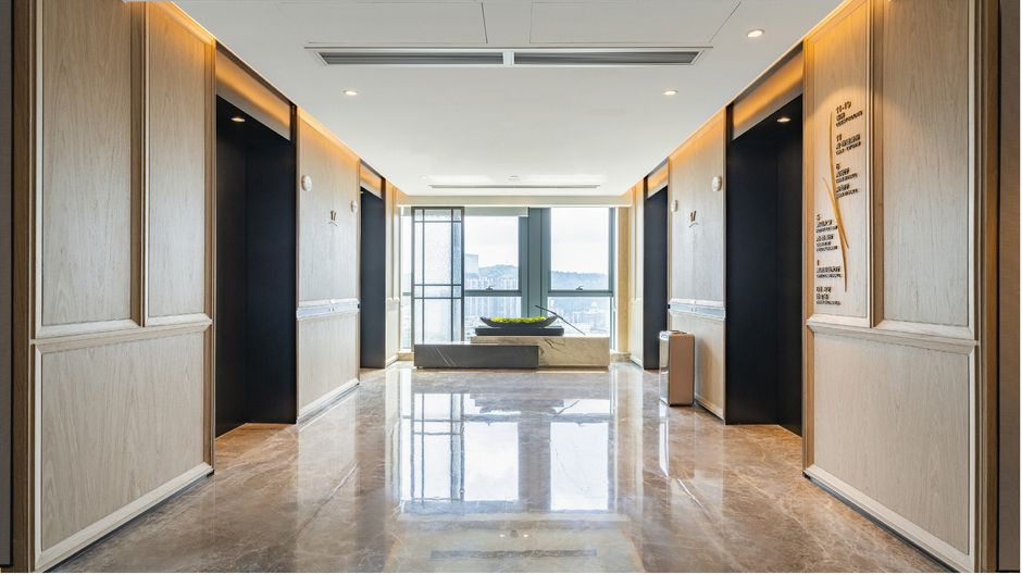 Holiday Inn Zhuhai City Center Lobby