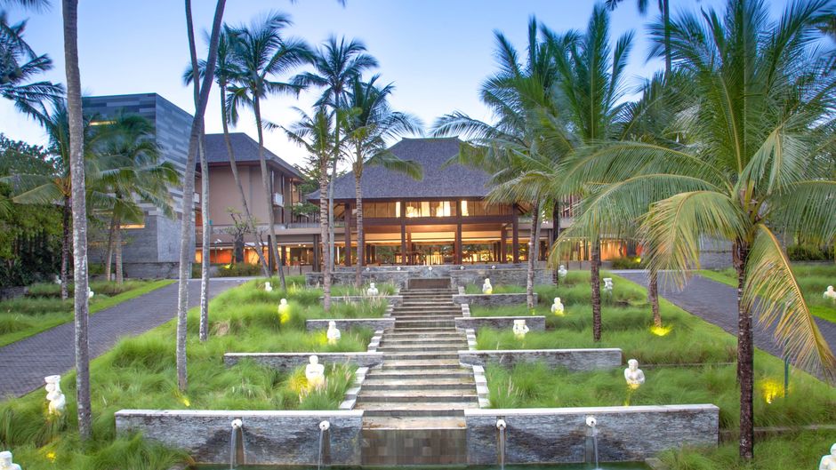Courtyard by Marriott Bali NUSA Dua Resort Exterior