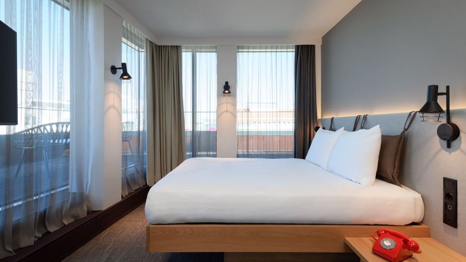 Moxy Lisbon City Suite