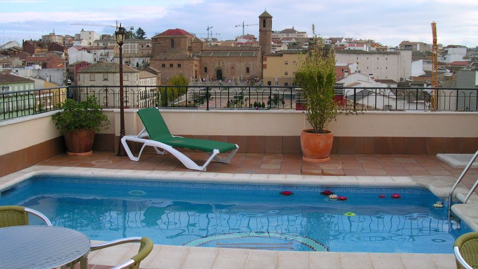 Santiago Pool