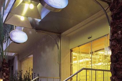 Holiday Suites