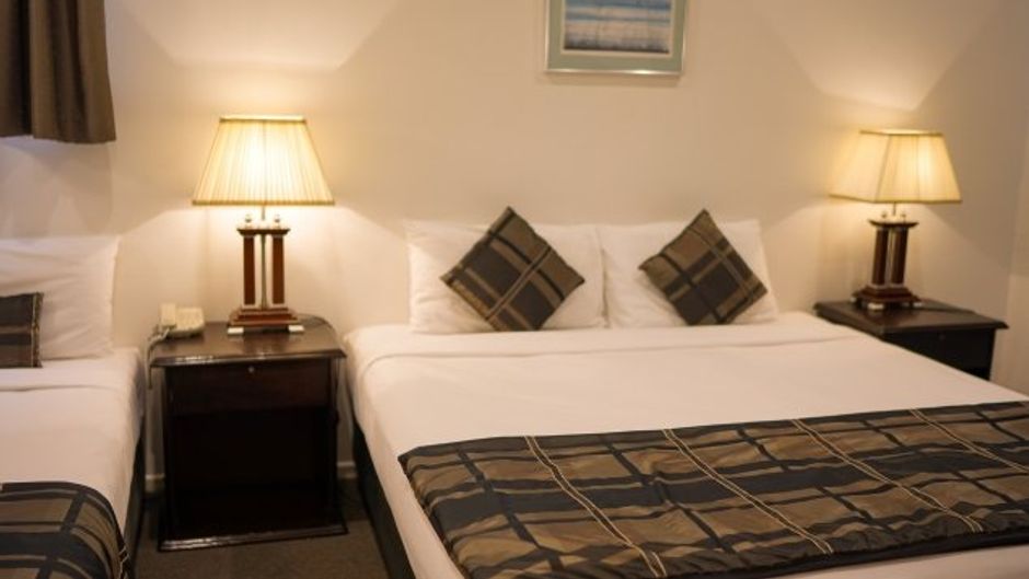 Alpers Lodge Room
