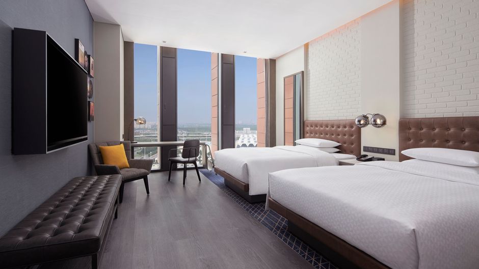 Four Points Conv & Exhibition Center Room