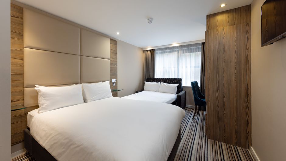 Holiday Inn York City Centre Room