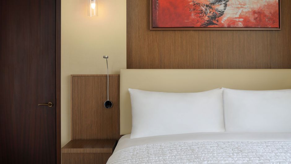 Le Meridien City Center Suite