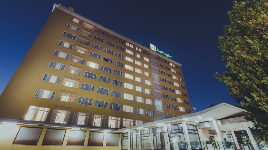 Holiday Inn Skopje Exterior