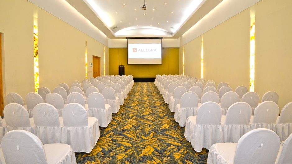 Wyndham Garden Colima Meeting