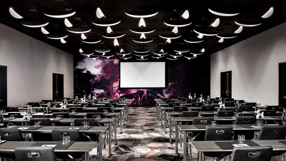 W Toronto Meeting