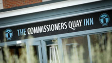 Commissioners Quay Inn