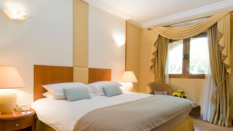 Danat Al Ain Resort Suite